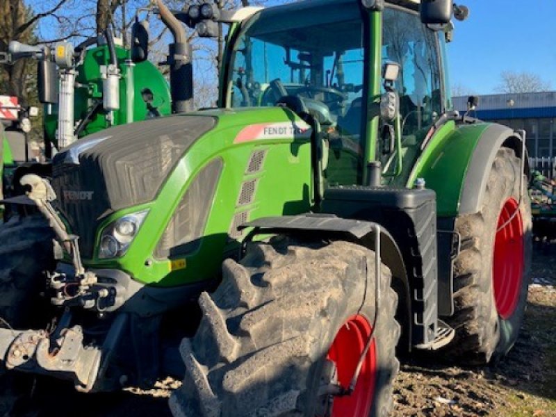 Traktor des Typs Fendt 724 Vario S4 ProfiPlus, Gebrauchtmaschine in Eckernförde (Bild 1)