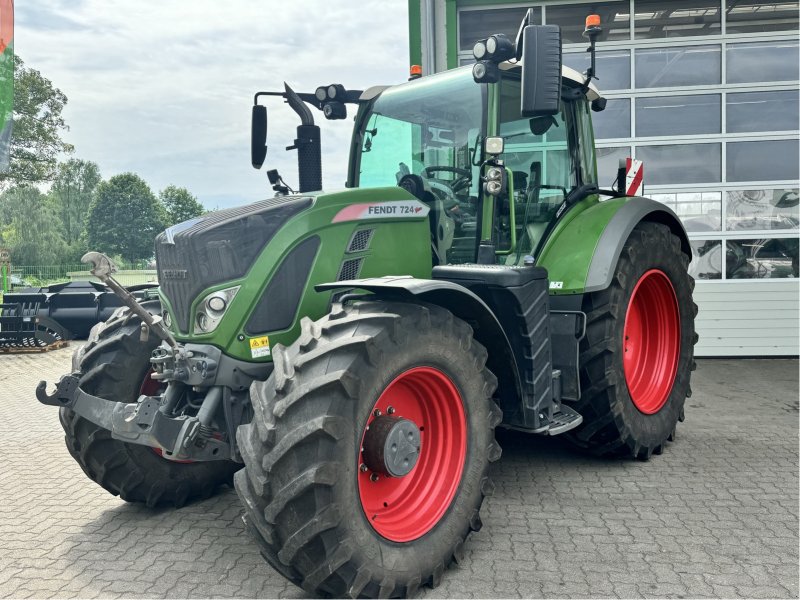 Traktor a típus Fendt 724 Vario S4, Gebrauchtmaschine ekkor: Elmenhorst-Lanken (Kép 1)