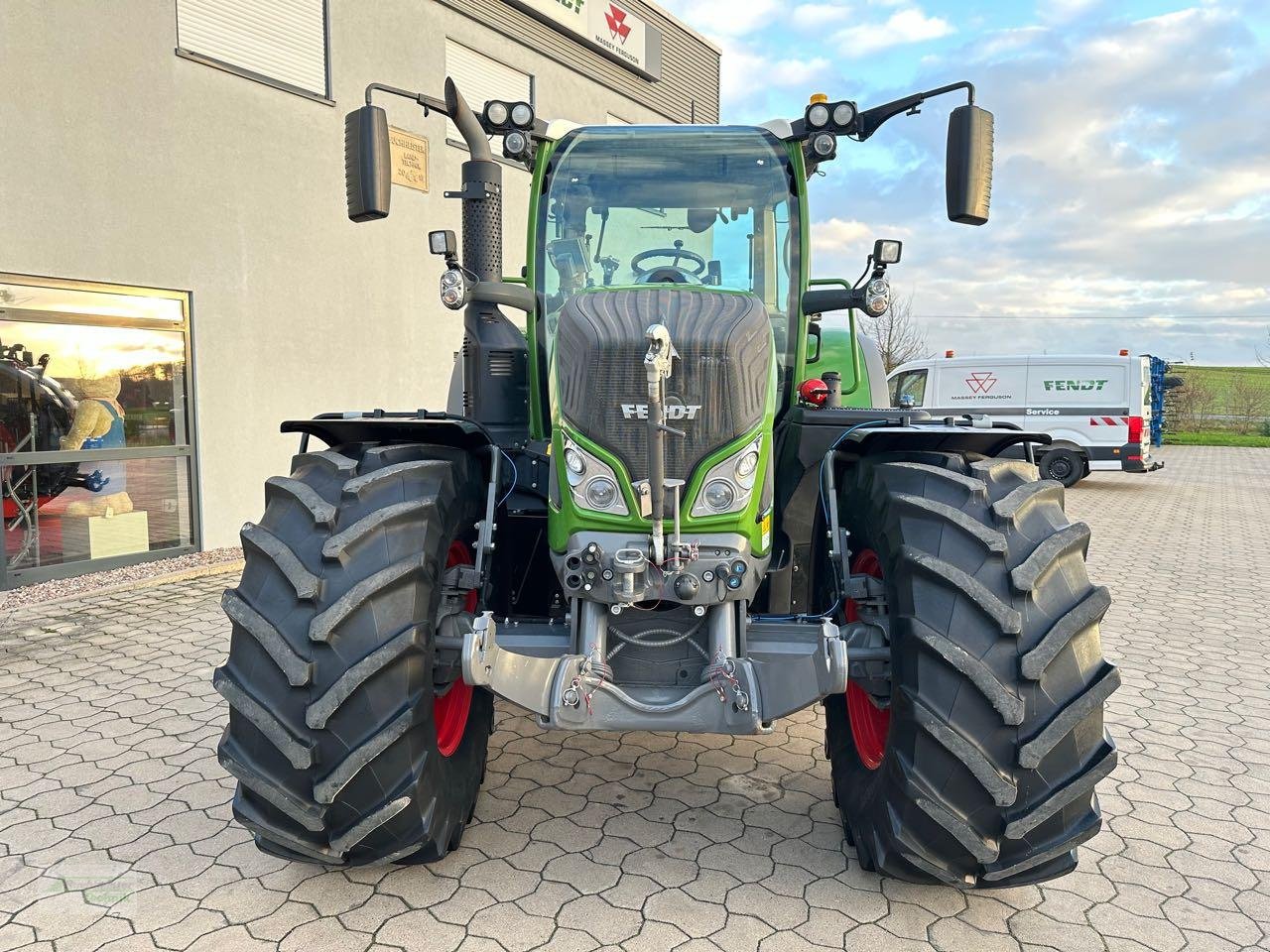 Traktor a típus Fendt 724 Vario S4ProfiPlus, Gebrauchtmaschine ekkor: Coppenbruegge (Kép 2)