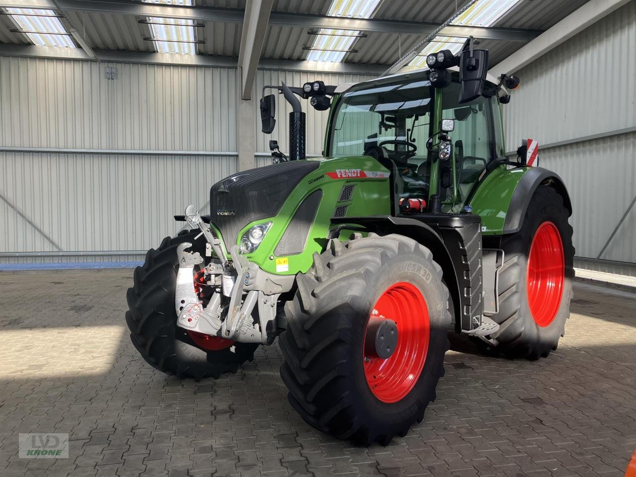 Traktor от тип Fendt 724 Vario S6 Profi Plus, Gebrauchtmaschine в Spelle (Снимка 7)