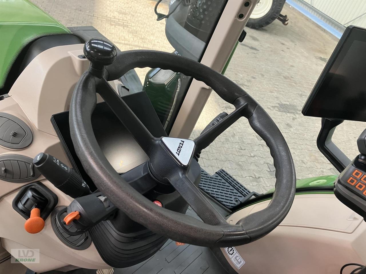 Traktor del tipo Fendt 724 Vario S6 Profi Plus, Gebrauchtmaschine In Spelle (Immagine 16)