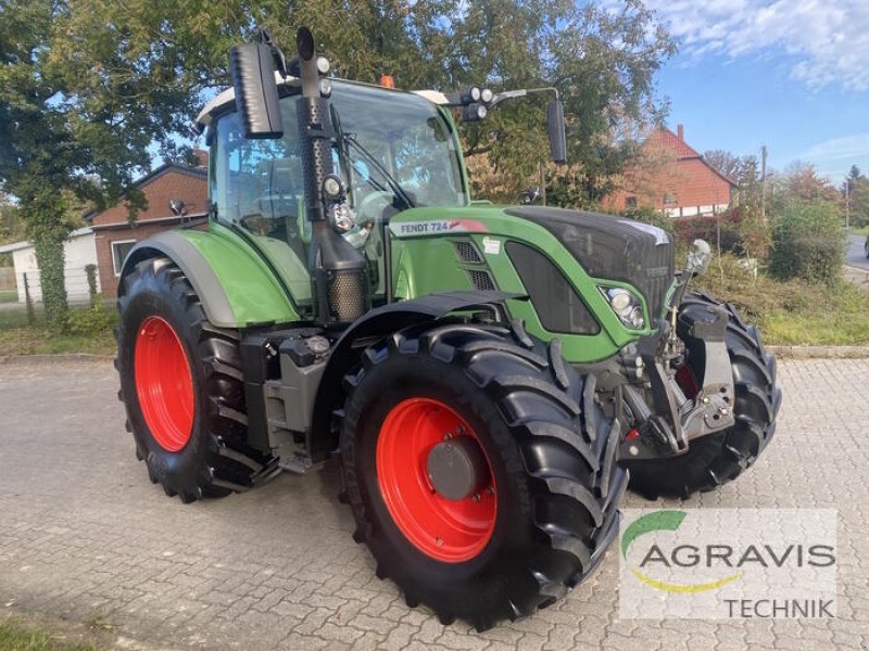 Traktor van het type Fendt 724 VARIO SCR PROFI PLUS, Gebrauchtmaschine in Barsinghausen-Göxe (Foto 1)