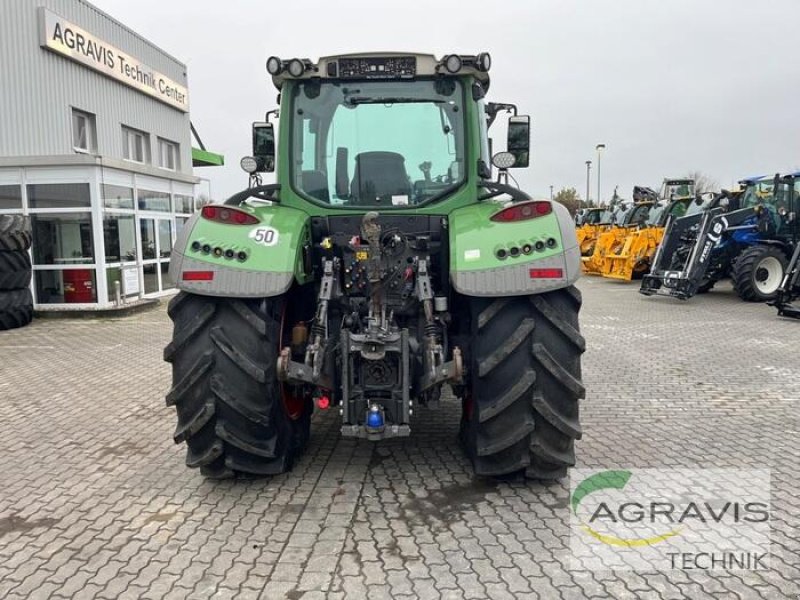 Traktor of the type Fendt 724 VARIO SCR PROFI PLUS, Gebrauchtmaschine in Calbe / Saale (Picture 4)