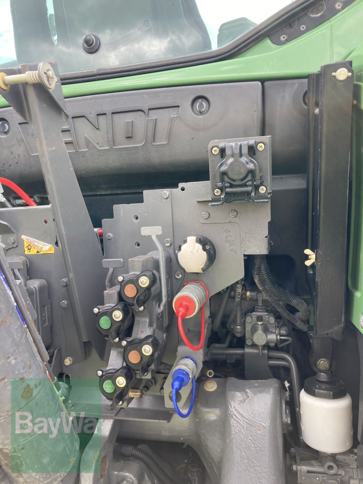 Traktor des Typs Fendt 724 Vario SCR Profi Plus, Gebrauchtmaschine in Giebelstadt (Bild 9)