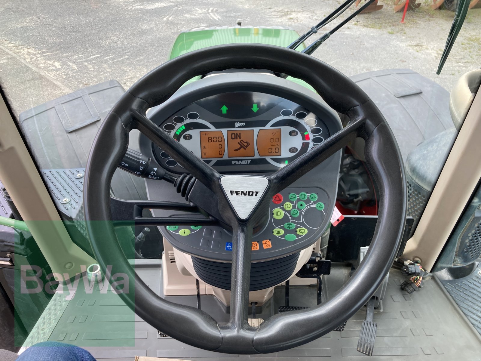 Traktor типа Fendt 724 Vario SCR Profi Plus, Gebrauchtmaschine в Giebelstadt (Фотография 13)