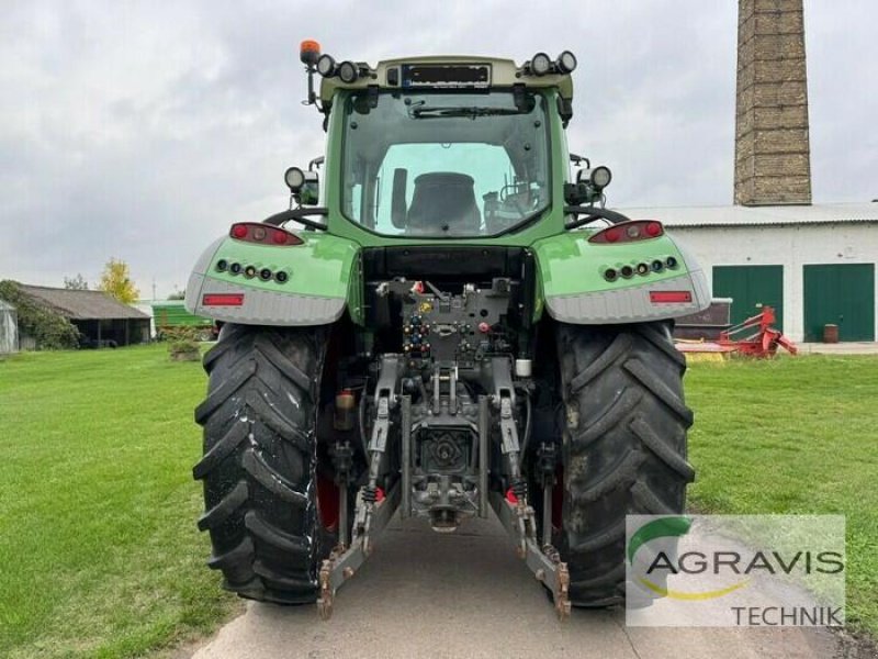 Traktor van het type Fendt 724 VARIO SCR PROFI, Gebrauchtmaschine in Seelow (Foto 4)