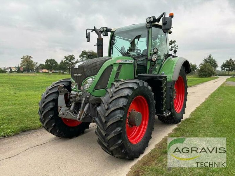 Traktor Türe ait Fendt 724 VARIO SCR PROFI, Gebrauchtmaschine içinde Seelow (resim 1)