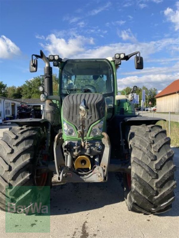 Traktor du type Fendt 724 Vario SCR Profi, Gebrauchtmaschine en Straubing (Photo 3)