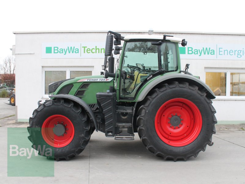 Traktor типа Fendt 724 Vario SCR Profi, Gebrauchtmaschine в Straubing (Фотография 1)