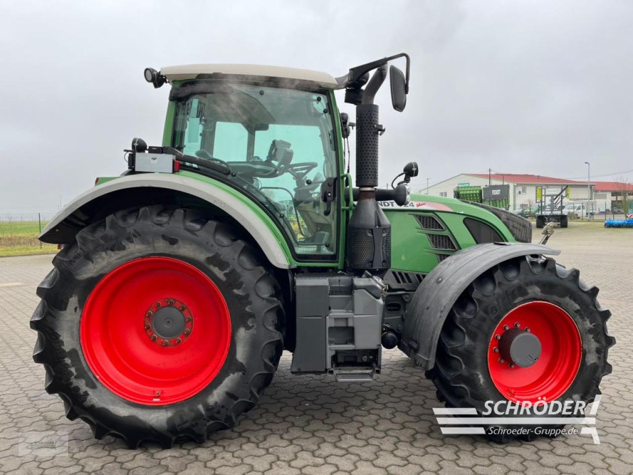 Traktor van het type Fendt 724 VARIO SCR PROFI, Gebrauchtmaschine in Leizen (Foto 4)