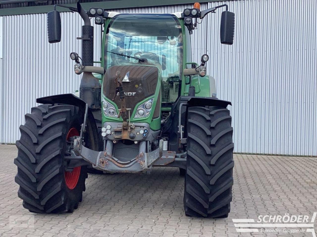 Traktor of the type Fendt 724 VARIO SCR PROFI, Gebrauchtmaschine in Lastrup (Picture 2)