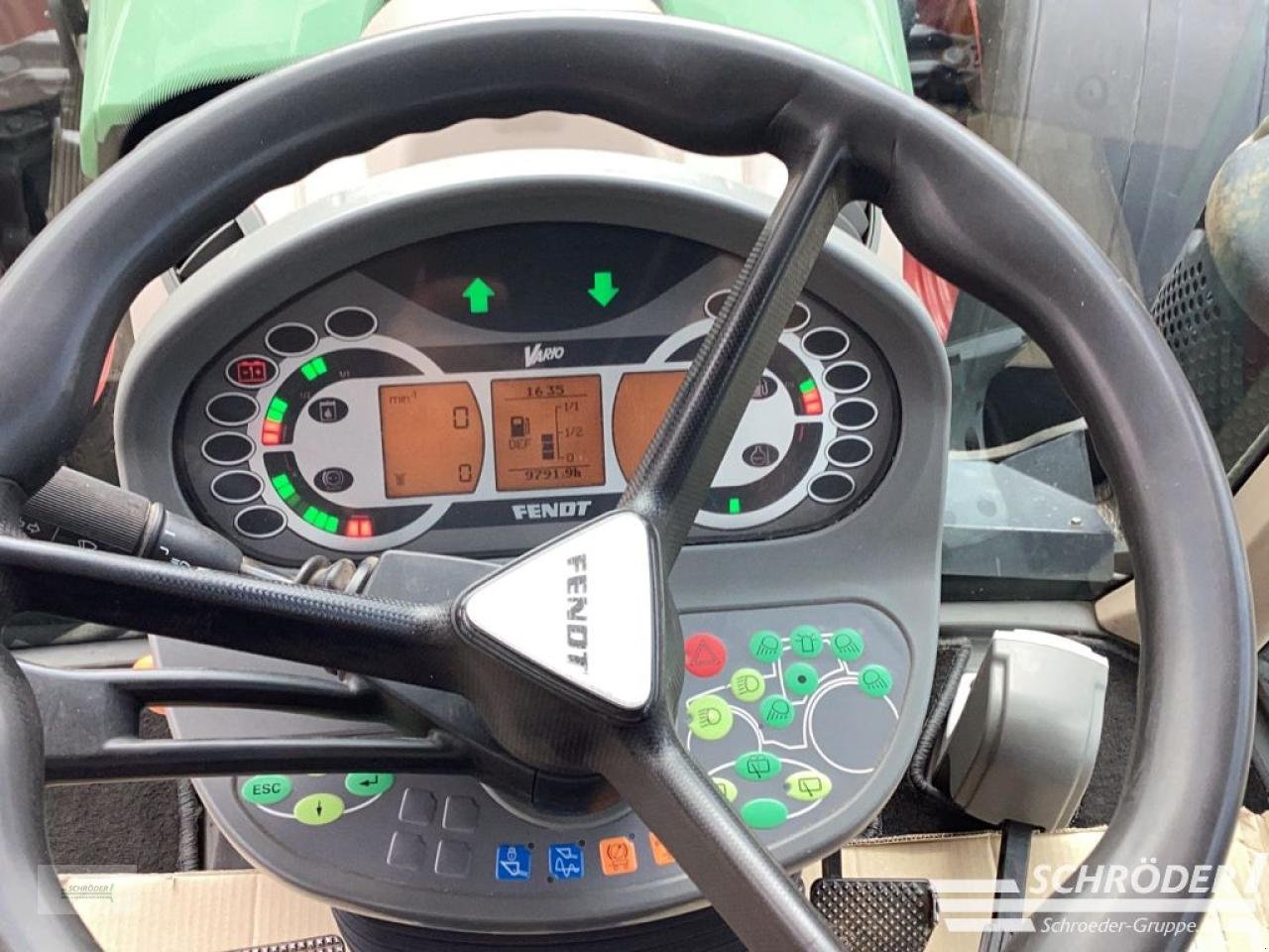 Traktor typu Fendt 724 VARIO SCR PROFI, Gebrauchtmaschine w Lastrup (Zdjęcie 15)