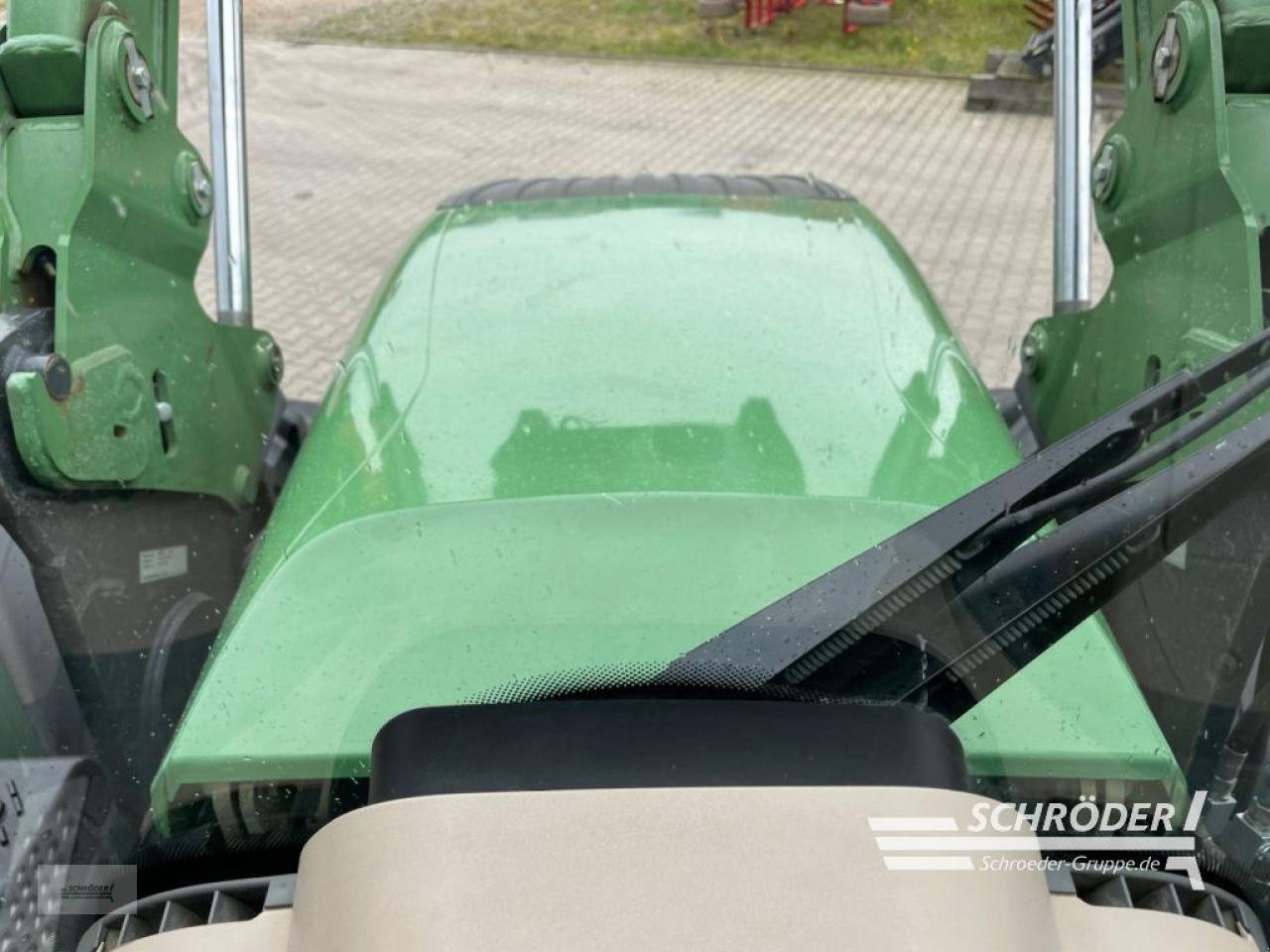 Traktor des Typs Fendt 724 VARIO SCR PROFI, Gebrauchtmaschine in Wildeshausen (Bild 12)