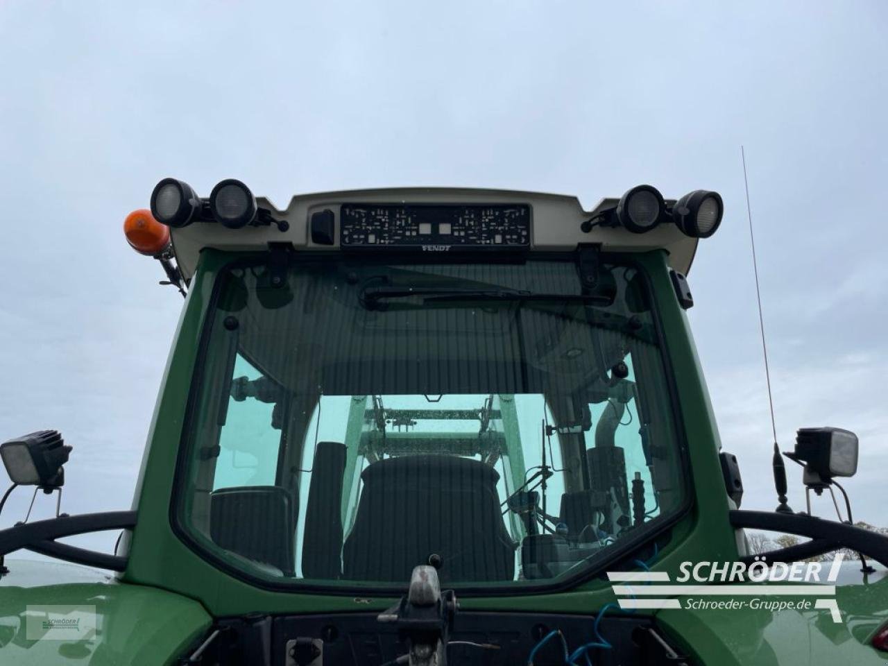 Traktor des Typs Fendt 724 VARIO SCR PROFI, Gebrauchtmaschine in Wildeshausen (Bild 18)