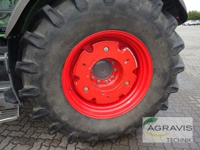 Traktor типа Fendt 724 VARIO SCR PROFI, Gebrauchtmaschine в Uelzen (Фотография 7)