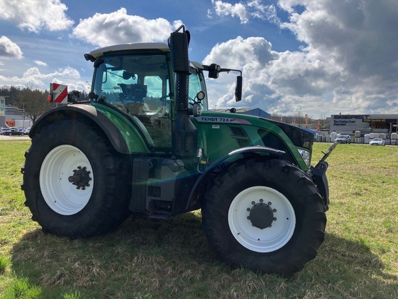 Traktor του τύπου Fendt 724 Vario SCR, Gebrauchtmaschine σε Schaffhausen (Φωτογραφία 3)