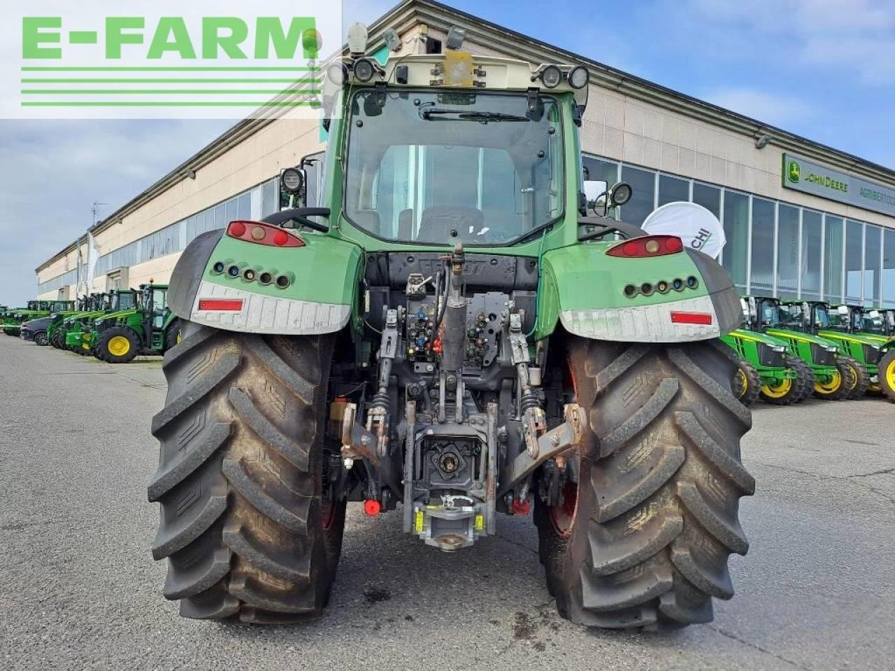 Traktor des Typs Fendt 724 vario, Gebrauchtmaschine in ORZIVECCHI (Bild 3)