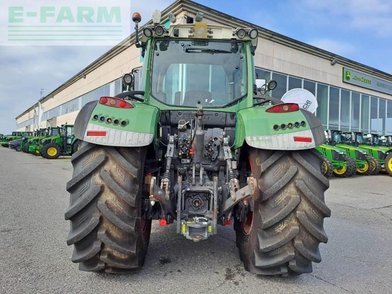 Traktor del tipo Fendt 724 vario, Gebrauchtmaschine In ORZIVECCHI (Immagine 3)