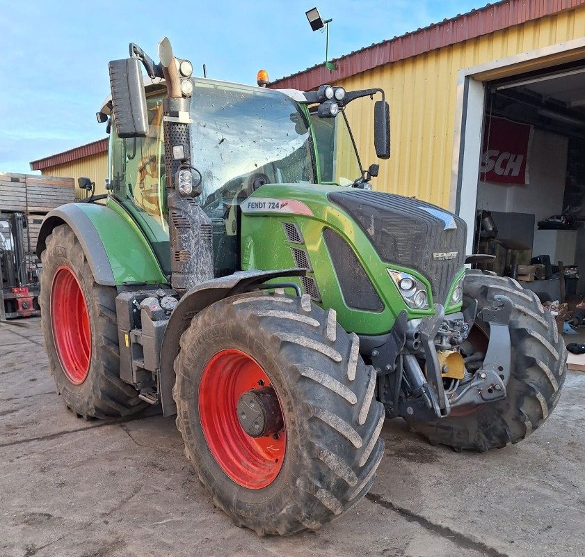 Traktor van het type Fendt 724 Vario, Gebrauchtmaschine in Burkau (Foto 3)