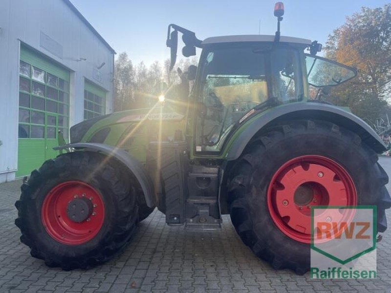 Traktor van het type Fendt 724 Vario, Gebrauchtmaschine in Flammersfeld (Foto 9)