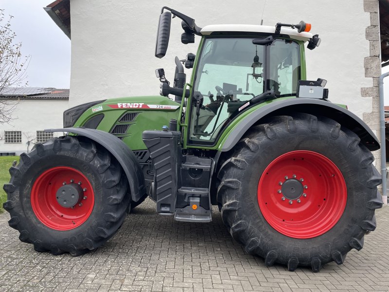 Traktor typu Fendt 724 Vario, Gebrauchtmaschine v Bütthard-Gützingen (Obrázek 1)