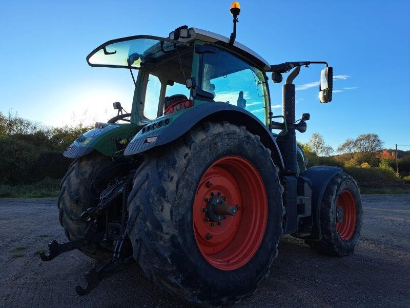 Traktor des Typs Fendt 724, Gebrauchtmaschine in VERDUN (Bild 4)