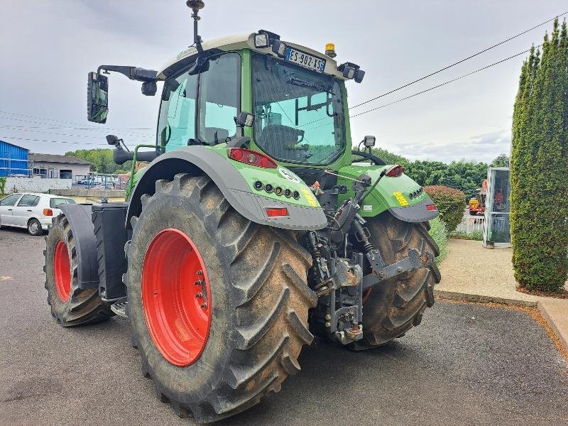 Traktor Türe ait Fendt 724, Gebrauchtmaschine içinde SAINT GENEST D'AMBIERE (resim 3)