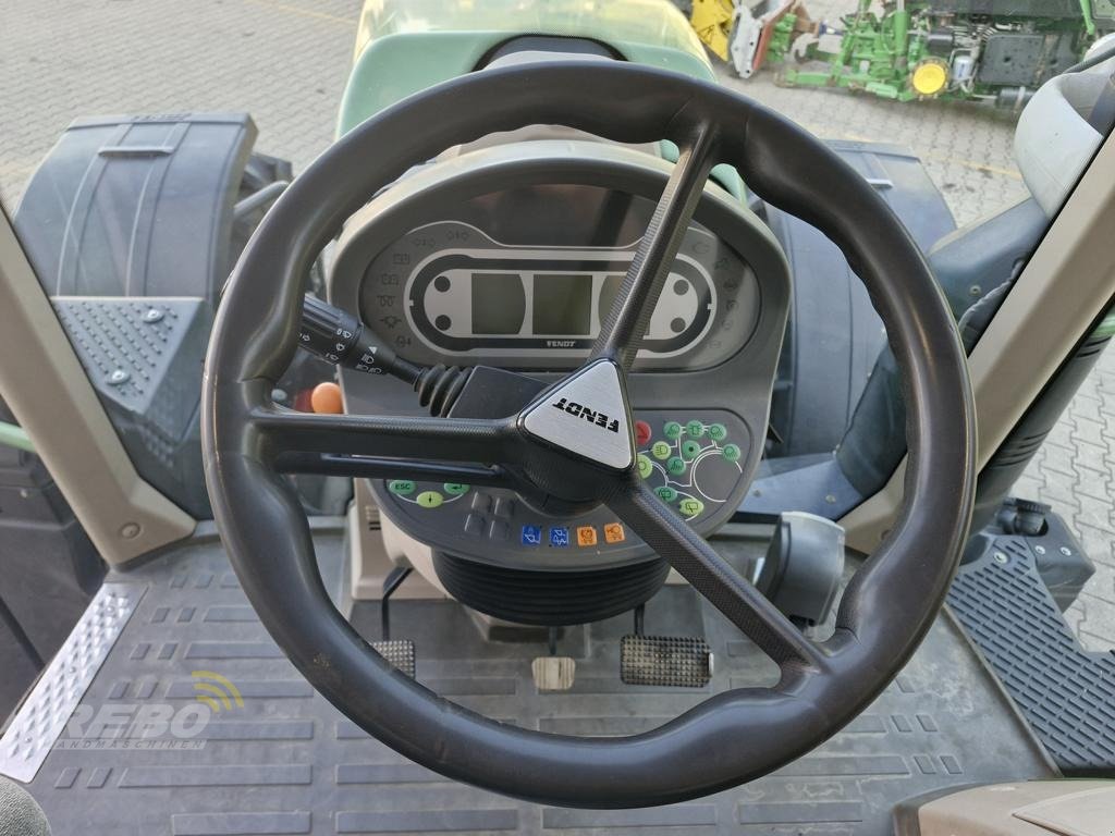 Traktor des Typs Fendt 724, Gebrauchtmaschine in Neuenkirchen-Vörden (Bild 10)