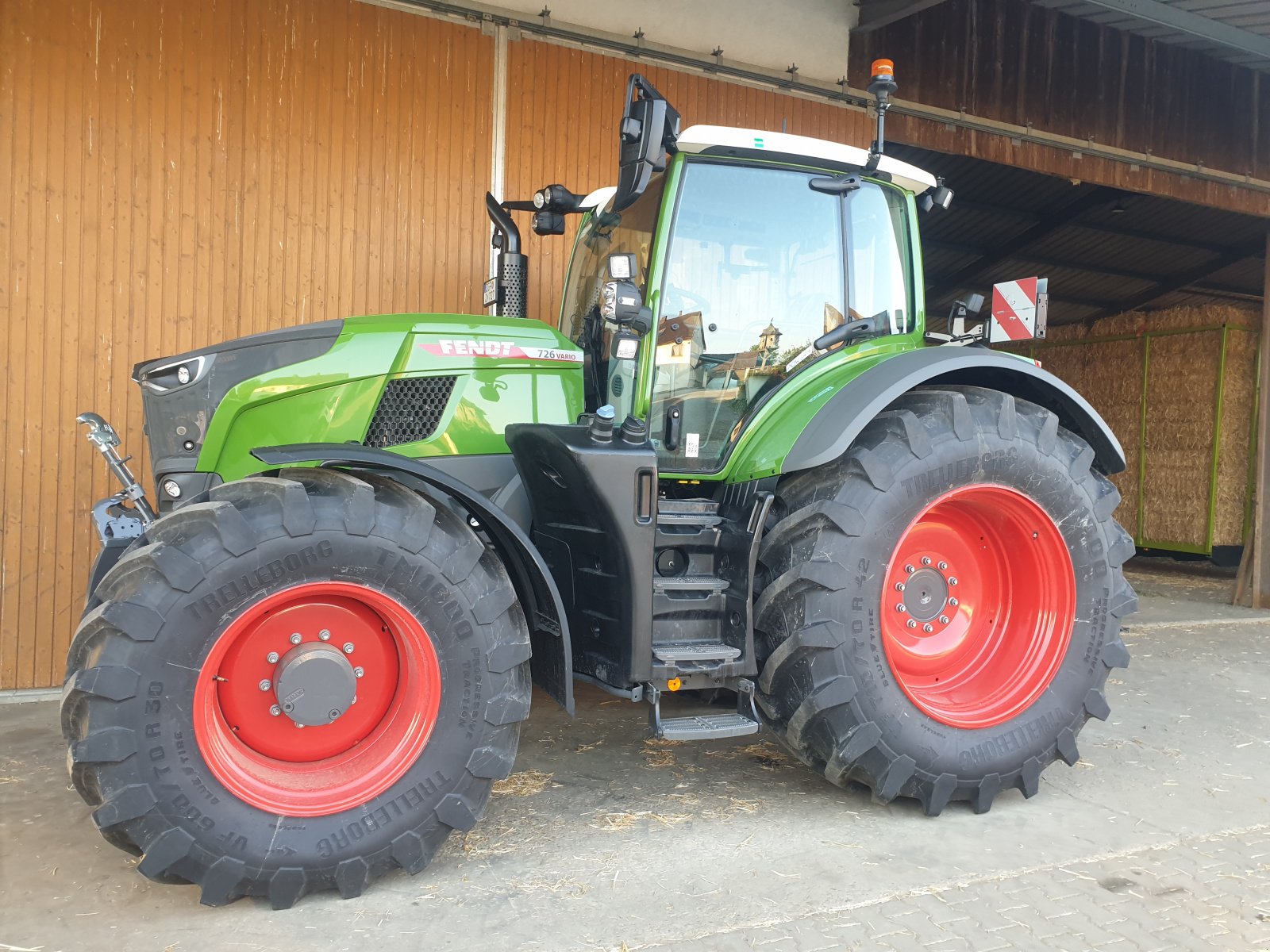 Traktor tipa Fendt 726 Vario, Gebrauchtmaschine u Niederviehbach (Slika 1)