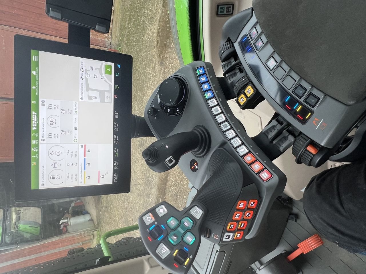 Traktor of the type Fendt 728 Gen 7 Power Plus, Gebrauchtmaschine in Joppe (Picture 9)