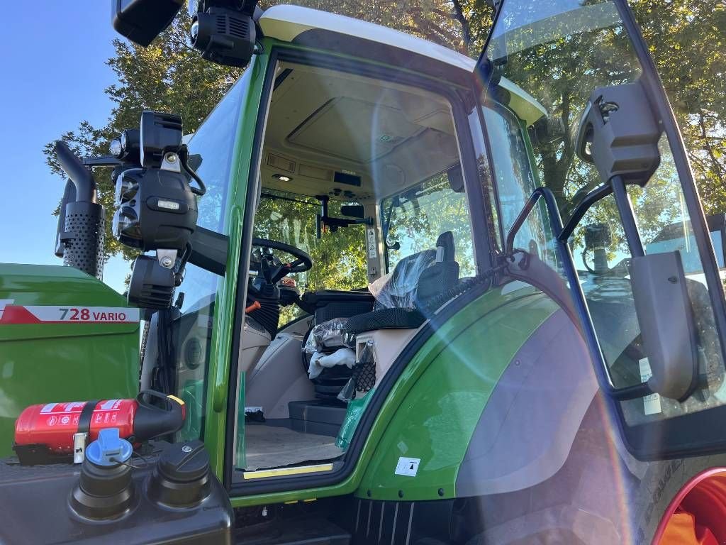 Traktor typu Fendt 728 Gen7 Power+ S2, Neumaschine w Nijkerkerveen (Zdjęcie 7)