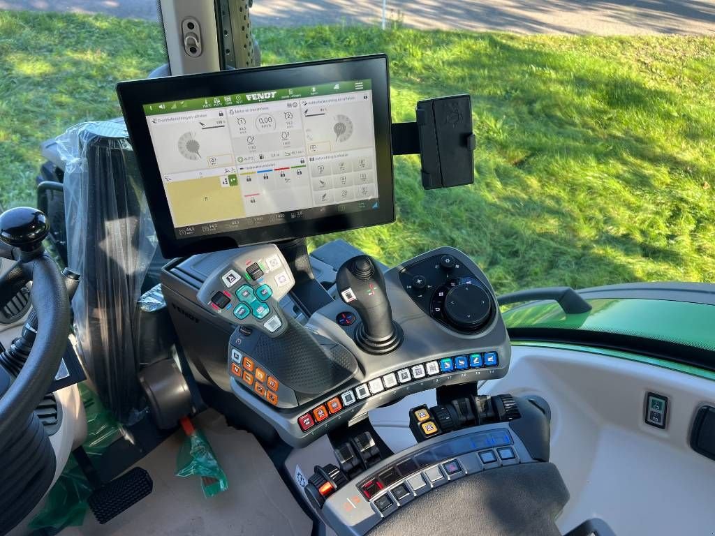 Traktor del tipo Fendt 728 Gen7 Power+ S2, Neumaschine en Nijkerkerveen (Imagen 9)