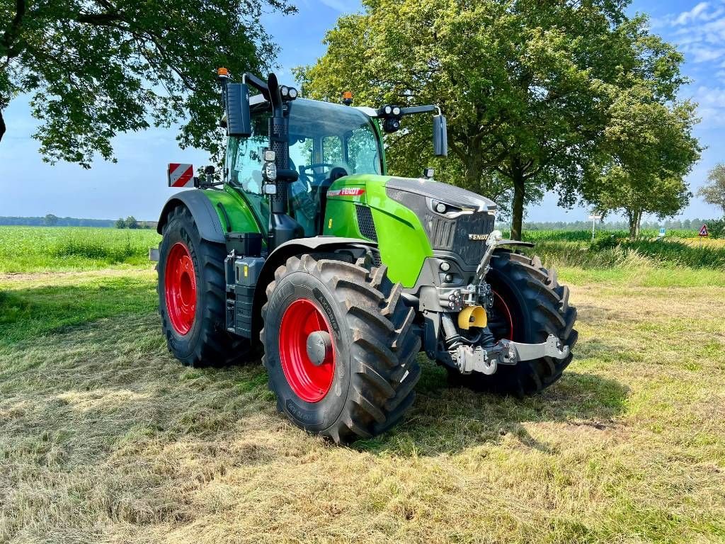 Traktor des Typs Fendt 728 Gen7 Profi+ Setting2, Neumaschine in Nijkerkerveen (Bild 2)