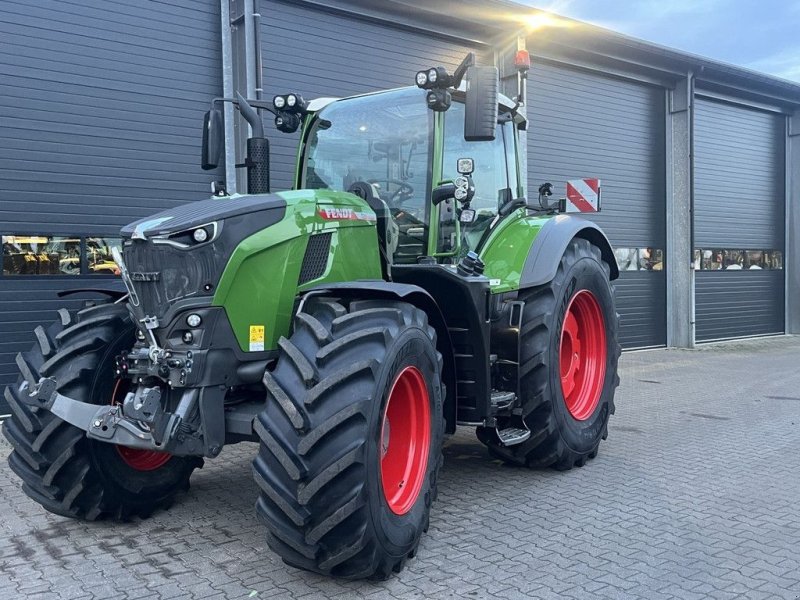 Traktor tipa Fendt 728 Vario Gen7 Profi Plus, Gebrauchtmaschine u Hapert