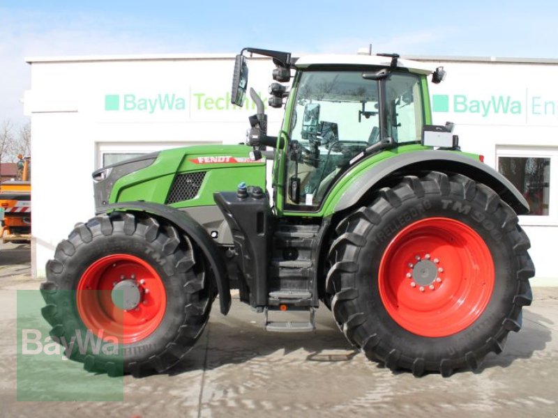 Traktor of the type Fendt 728 VARIO GEN7 PROFI PLUS, Gebrauchtmaschine in Straubing (Picture 1)