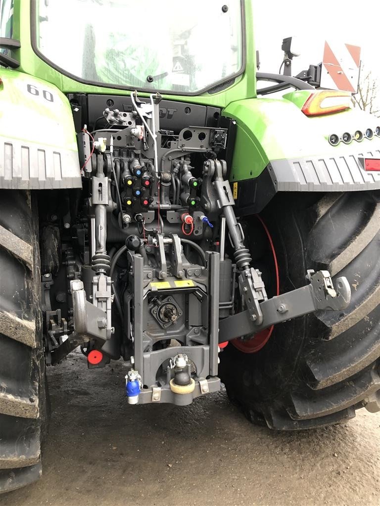 Traktor Türe ait Fendt 728 Vario Gen7 Profi+ Setting2 Front PTO, Gebrauchtmaschine içinde Rødekro (resim 8)