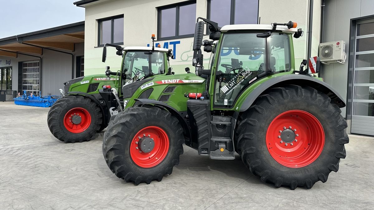 Traktor of the type Fendt 728 Vario Gen7 Profi+ Setting2 Miettraktor, Mietmaschine in Hürm (Picture 18)