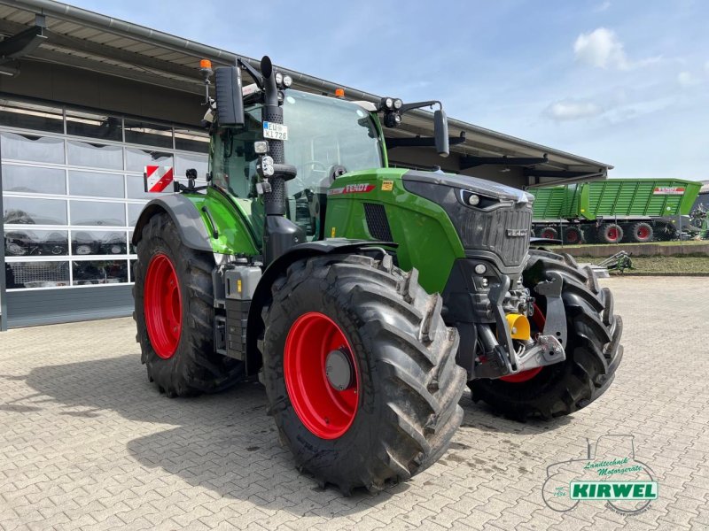 Traktor от тип Fendt 728 Vario Gen7, Gebrauchtmaschine в Blankenheim (Снимка 1)