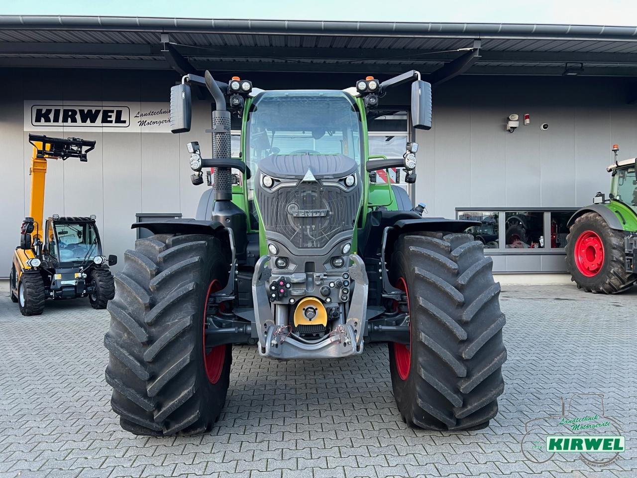 Traktor des Typs Fendt 728 Vario Gen7, Gebrauchtmaschine in Blankenheim (Bild 5)