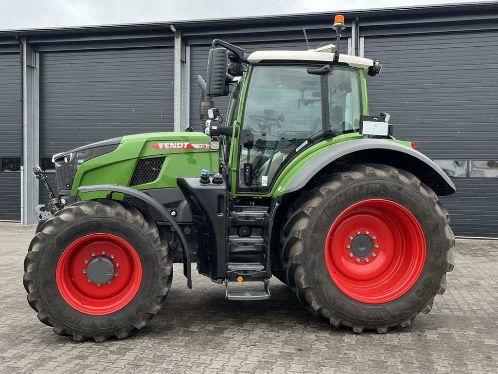 Traktor του τύπου Fendt 728 Vario Gen7, Gebrauchtmaschine σε Hapert (Φωτογραφία 2)