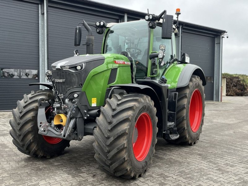 Traktor типа Fendt 728 Vario Gen7, Gebrauchtmaschine в Hapert