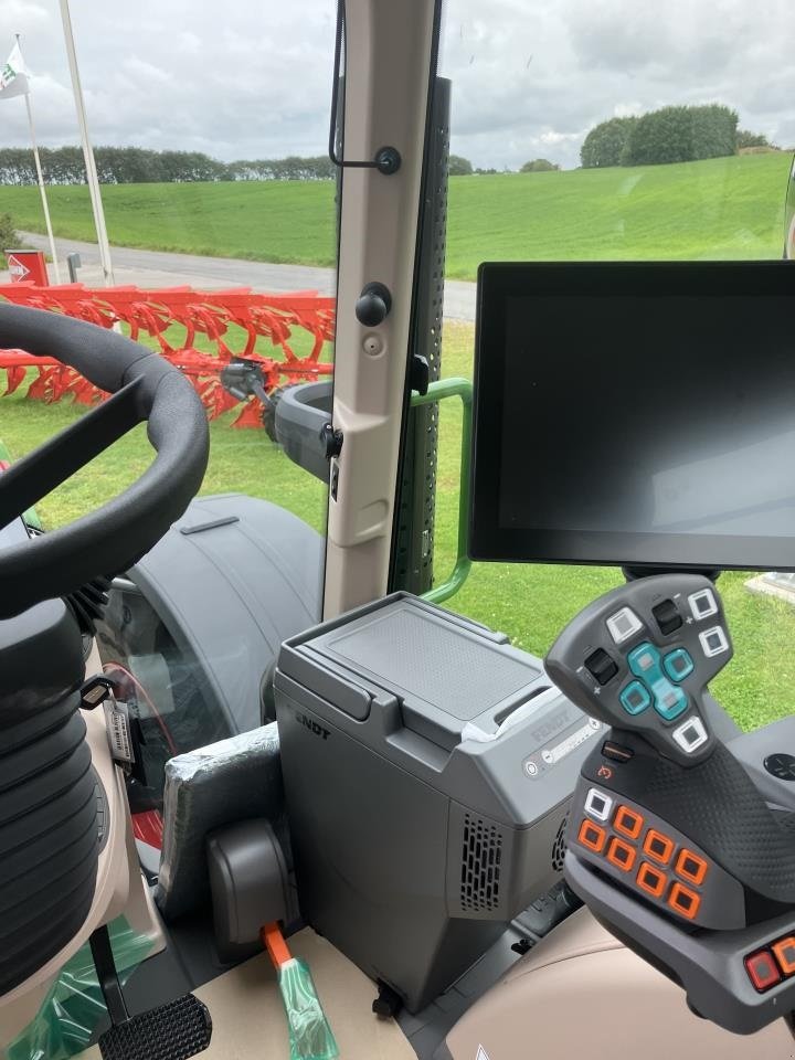 Traktor of the type Fendt 728 VARIO GEN7, Gebrauchtmaschine in Suldrup (Picture 8)