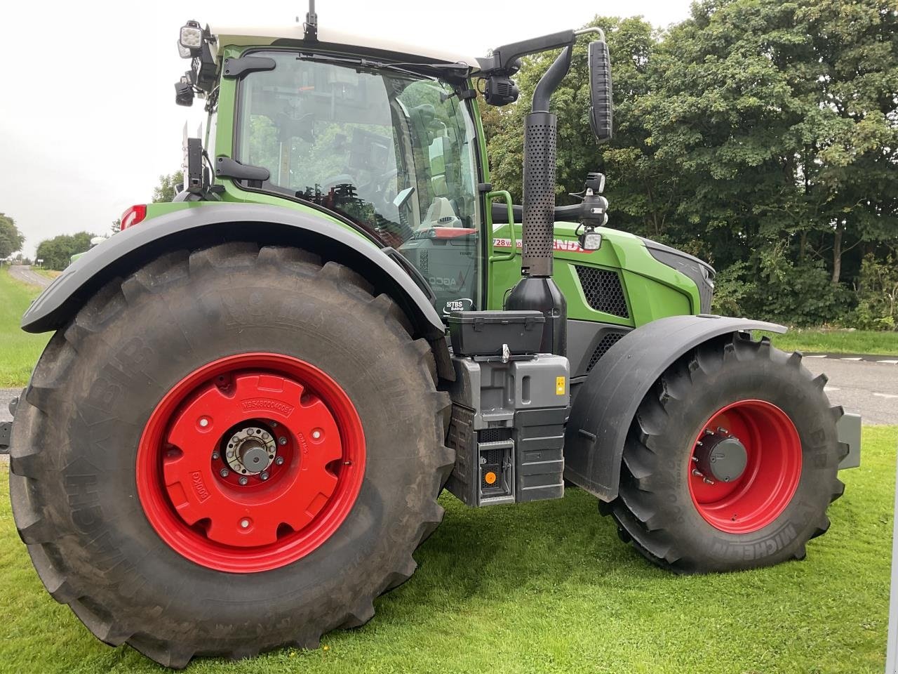 Traktor Türe ait Fendt 728 VARIO GEN7, Gebrauchtmaschine içinde Suldrup (resim 2)