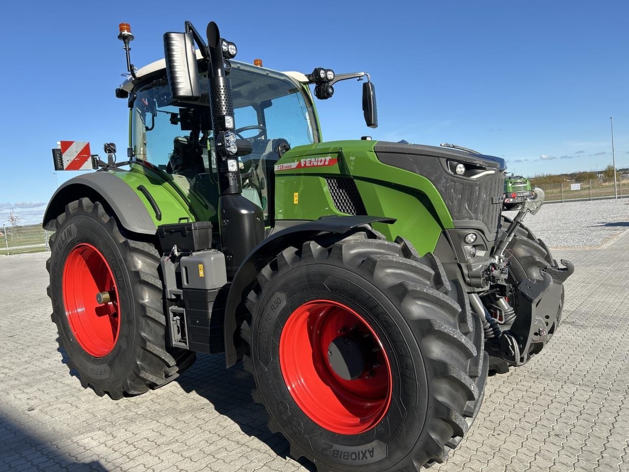 Traktor des Typs Fendt 728 VARIO GEN7, Gebrauchtmaschine in Randers SV (Bild 3)