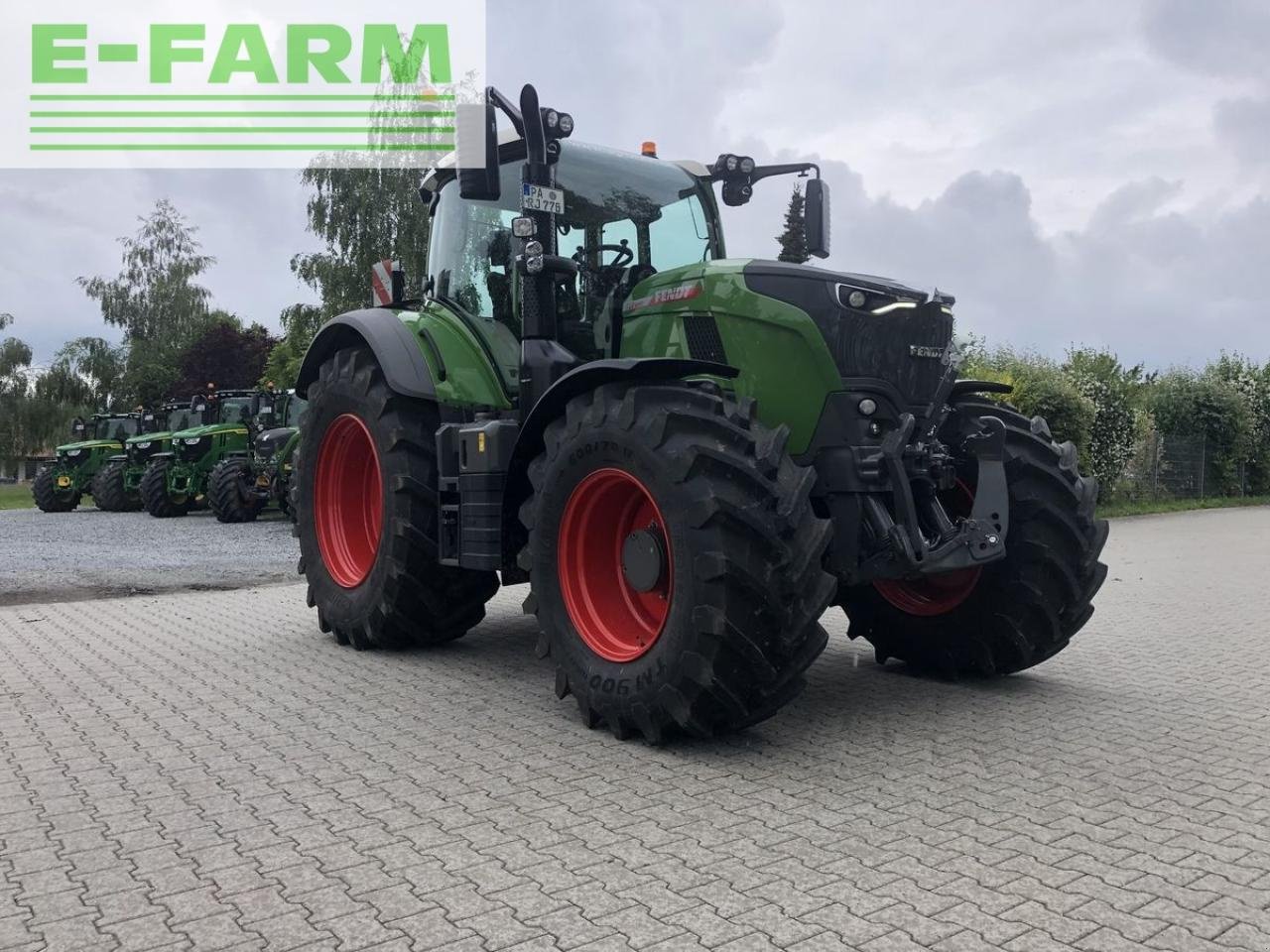 Traktor typu Fendt 728 vario profi+ (gen 7), Gebrauchtmaschine w NEUKIRCHEN V. WALD (Zdjęcie 4)