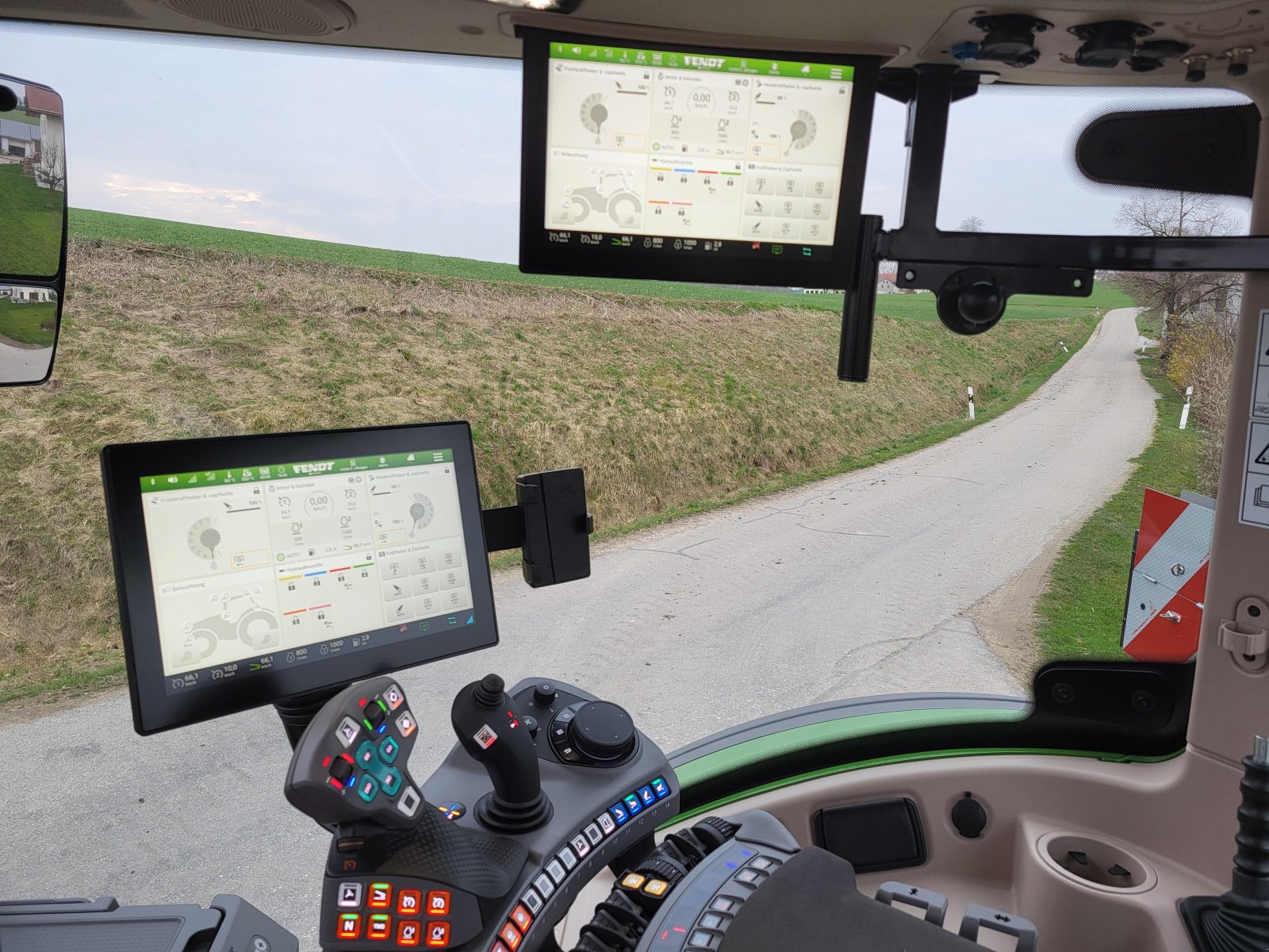 Traktor типа Fendt 728 Vario ProfiPlus, Gebrauchtmaschine в Dorfen  (Фотография 7)