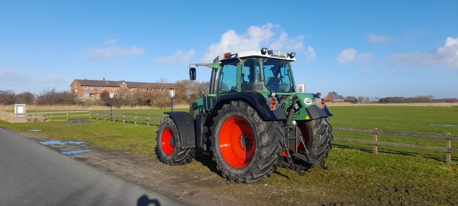 Traktor des Typs Fendt 818 Vario TMS, Gebrauchtmaschine in Husum (Bild 5)