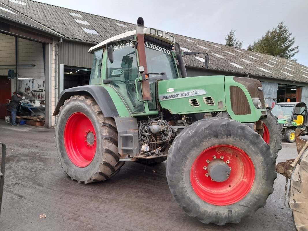 Traktor Türe ait Fendt 818, Gebrauchtmaschine içinde Viborg (resim 4)