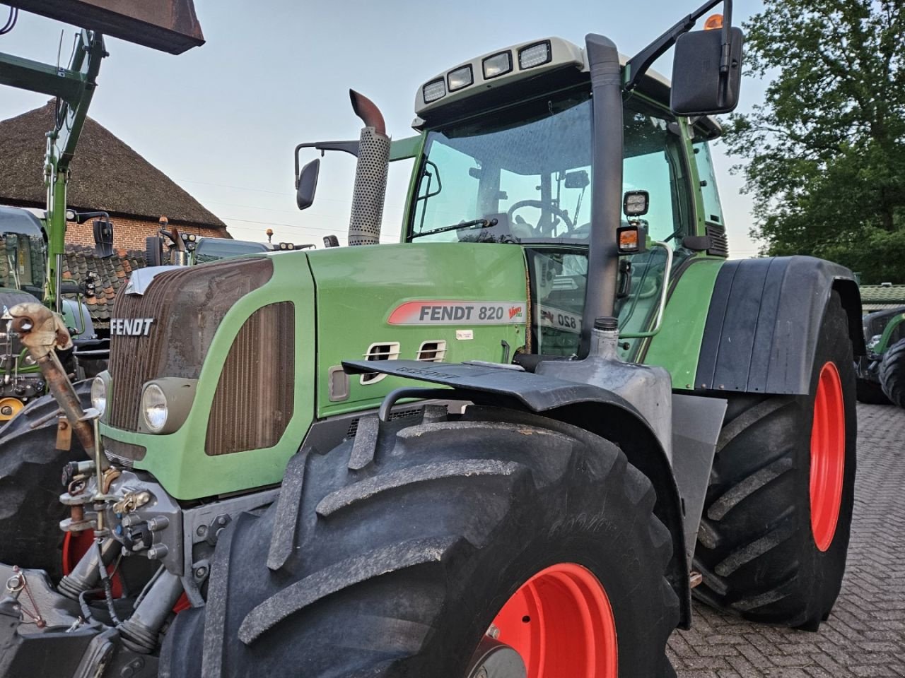 Traktor типа Fendt 820 Vario 7900H ( 716 718 818 ), Gebrauchtmaschine в Bergen op Zoom (Фотография 4)