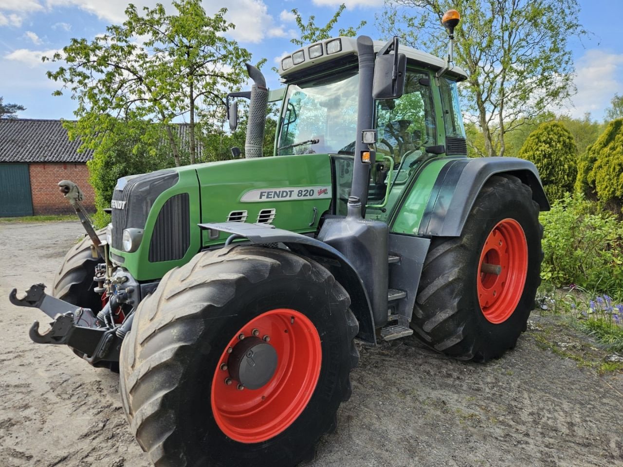 Traktor des Typs Fendt 820 Vario 9500H ( 716 718 818 ), Gebrauchtmaschine in Bergen op Zoom (Bild 1)